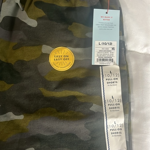 Cat & Jack Green Camo Pull On Shorts 10/12 L - Picture 4 of 4